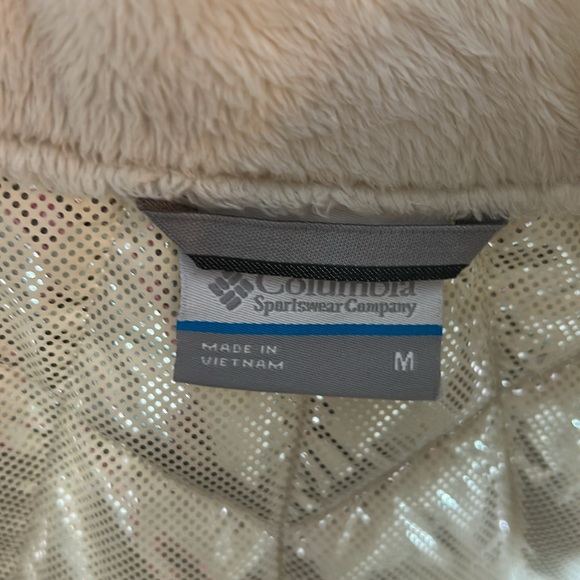 Columbia Cream Quilted Vest - Picture 5 of 5